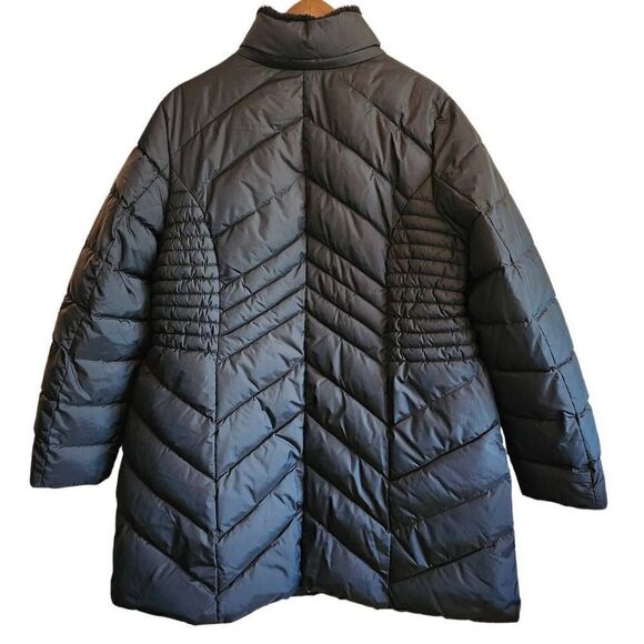 PRESTON and York Black Long Puffer Coat with Faux Fur Hood Plus Size 1X - Picture 2 of 6